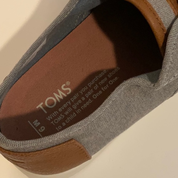 Toms Casual shoe size 9 - Picture 7 of 7